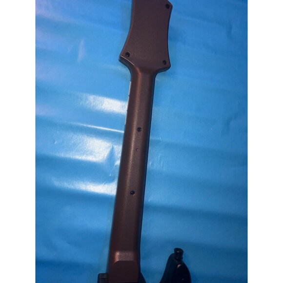 Guitar Hero Live Wireless Guitar Tested - Picture 10 of 15